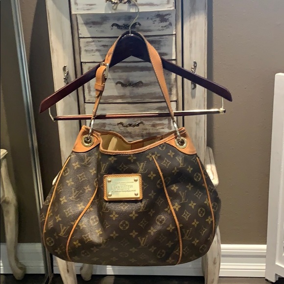 Authentic Louis Vuitton Galliera pm handbag . - Picture 1 of 8